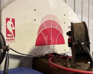 Basketball backboard & rim