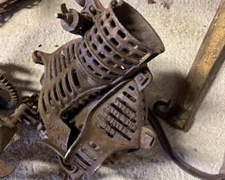 Antique Blackhawk Sheller