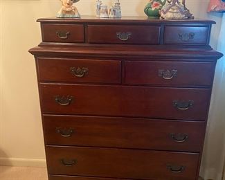 Incredible Mahogany chest with lots of storage!