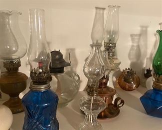 Wonderful collection of small oil lamps!