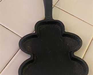 Ginger Bread Man shaped iron for cooking?