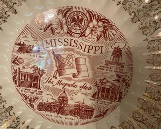 Mississippi "The Magnolia State" Souvenir Plate
