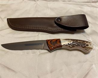 Colt Small Stag Wood Hunter With Leather Sheath