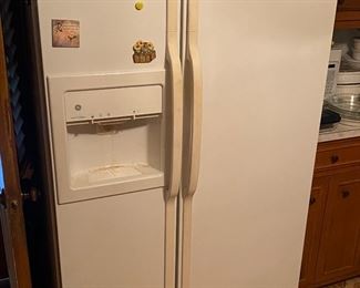 GE Refrigerator