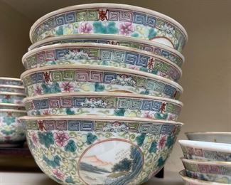 Whole set of these Chinese porcelains