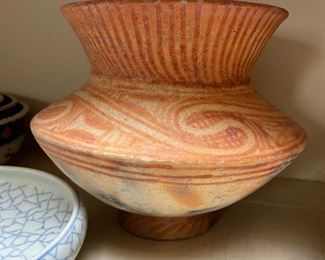 Ban Chiang  pottery