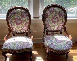 2 ladies' chairs