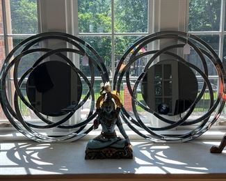 Mirrors and sculptures