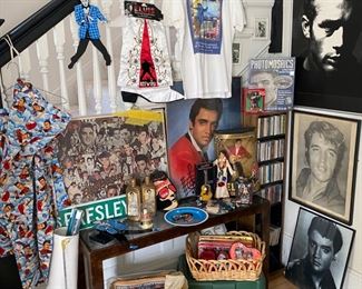 ELVIS “ The King”