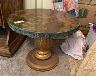 #43 Marble Look w/ceramic Base Round End Table -20x16 $20.00