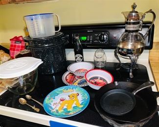 Iron skillets/children’s dishes