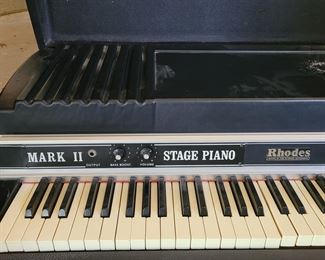 Fender Rhodes 73 Mark II Stage Piano