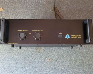 100 watt power amp, AB International Precedent Series 400, 100 watts rms, assembled in Tiawan