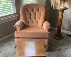Upholstered Chair with Accent Table 