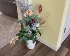 Decorative Artificial Plant with Planter