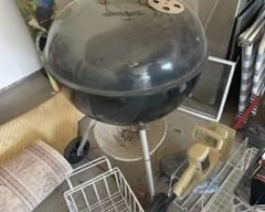 Weber Original Kettle Charcoal Grill