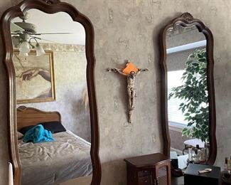Pair of Thomasville Wall Mirrors 