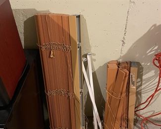 Wood Blinds 