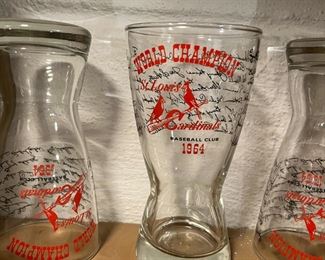 Set of 1964 World Champion St. Louis Cardinals baseball club beer glasses
