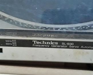 Technics Turntable SL-B30