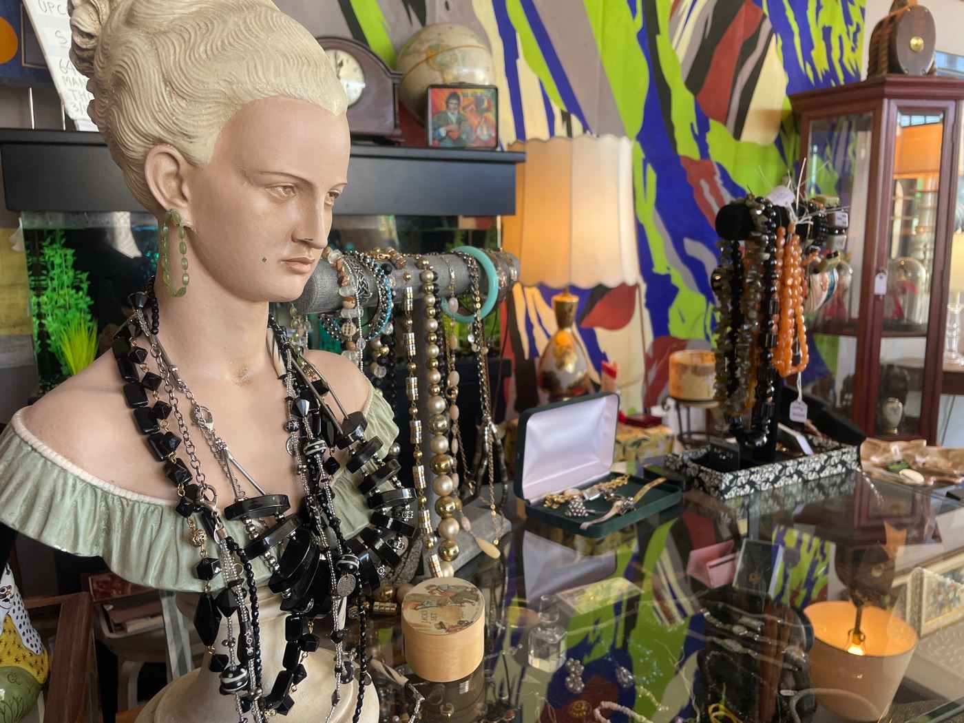 LOTS OF NICE COSTUME JEWELRY!