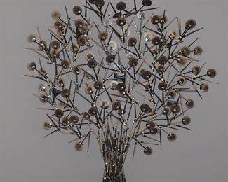 LARGE METAL WALL TREE / VERY DETAILED