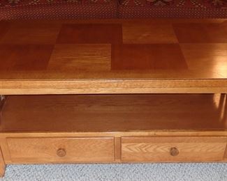 OAK COFFEE TABLE