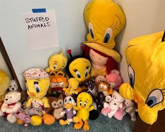 Tweety bird lovers will enjoy this collection!