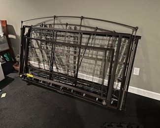 BUY IT NOW! $300. Daybed