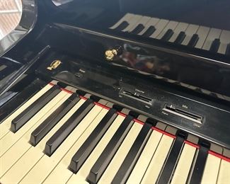 BUY IT NOW! $3000, Van Koevering Petite Grand Piano