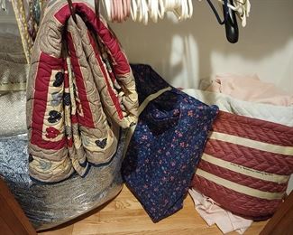 This sale includes quilts, comforters, afghans all in wonderful condition. Also, newer linens, lots of kitchen placemats, napkins and other accessories. 