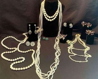 "Cedar Creek: Veranda Views" in Aiken, SC Starts Closing Wed 5/17 at 8pm. Pickup is Thu 5/18 3-6pm. Please click here to see more photos, descriptions, and current bids:&nbsp;https://ctbids.com/estate-sale/21624