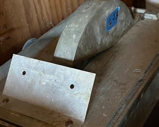 Trim/slab lapidary saws