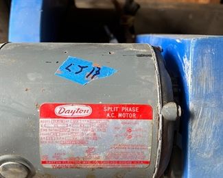 Large lapidary saw with Dayton split phase motor 