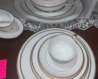 Noritake Classic Gold #6002  8place setting and Accent Plates gravy boat, Butter dish, etc.