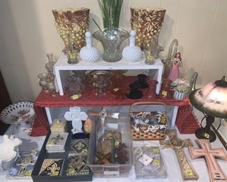 Dragonfly Small Lamp to the right