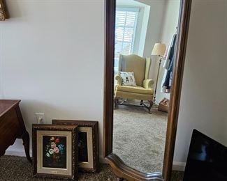 $25 Stand mirror