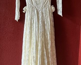 Vintage wedding dress