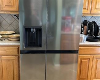LG refrigerator 