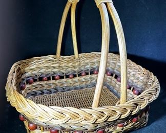 Baskets with beads…