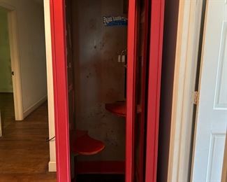 Need a telephone booth? Fun for your family or store.