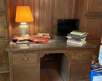Large desk where many an article, books, papers about Augusta have been written. Lots of history has taken place here.