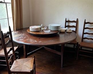 Fabulous round table with lazy Susan