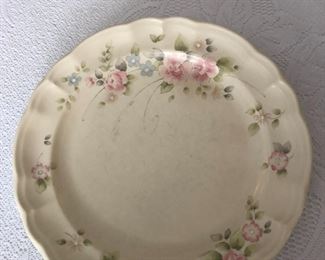 PFALTZGRAFF CHINA SET