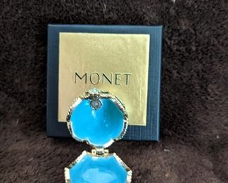 MONET Robin Egg Blue Collectable Enamel Keepsake/Trinket Box 