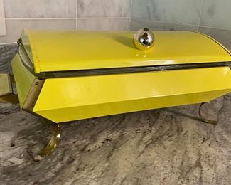 Vintage Anchor Hocking-Style Atomic Yellow Double Wide Chafing Dish w/Candle Heat. Photo 1 of 3.