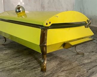 Vintage Anchor Hocking-Style Atomic Yellow Double Wide Chafing Dish w/Candle Heat. Photo 2 of 3.