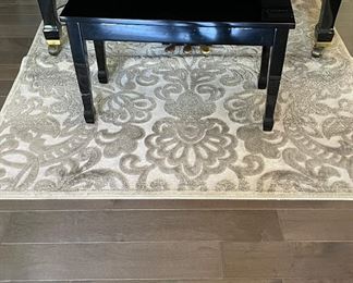 Floor Rug. Measures 5' x 7' 5".