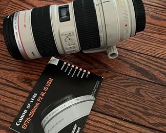 Canon EF70-200 MM F2.8L IS USM Lense. Photo 1 of 2.