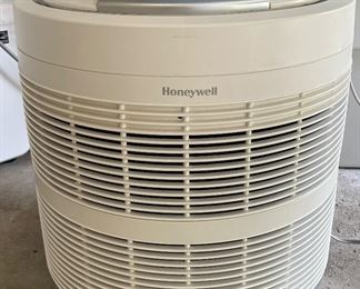 Honeywell HEPA Air Purifier.